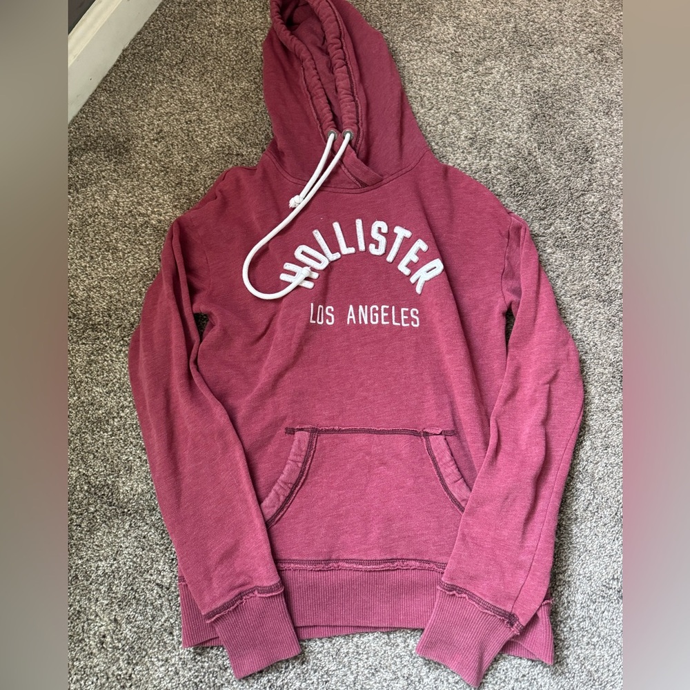Hollister teen hoodie. Burgundy. Size small.